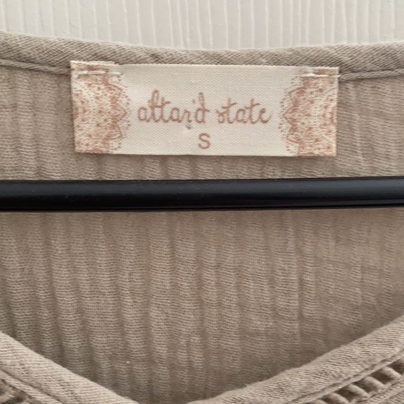 Altar’d State Top - Picture 4 of 5